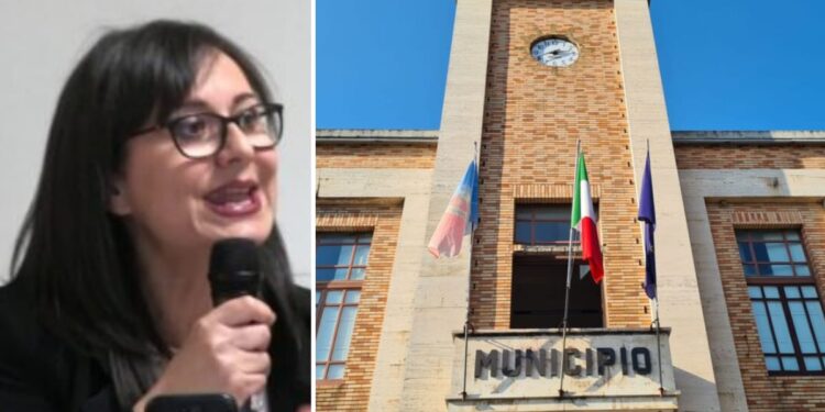 a sinistra l'assessore Puntillo, a destra il Municipio di Vibo