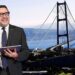 Il ministro Matteo Salvini e il render del Ponte sullo Stretto