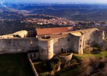 Il Castello Normanno Svevo di Vibo Valentia, sede del Museo "Vito Capialbi"