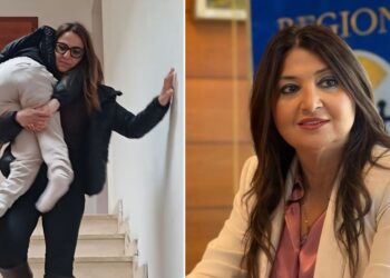 Chiara Calamita, giovane mamma di Ricadi costretta a portare la figlia Giulia in braccio per tre piani, e l'assessore al Welfare della Regione Calabria, Pasqualina Straface