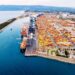 Il porto di Gioia Tauro in Calabria