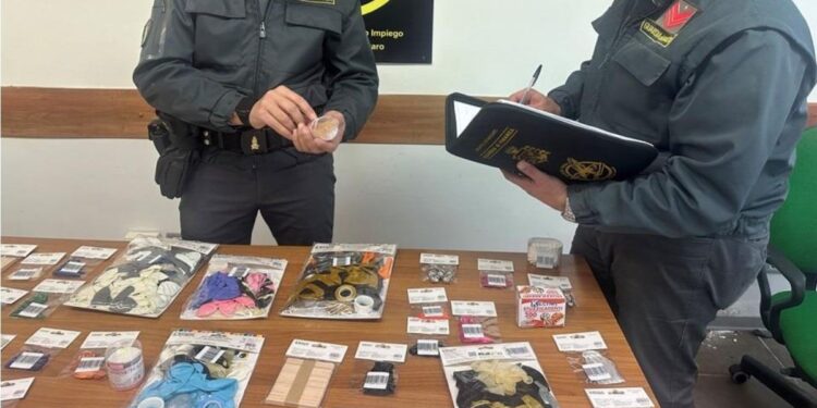 Il sequestro della Guardia di finanza in provincia di Catanzaro, in Calabria
