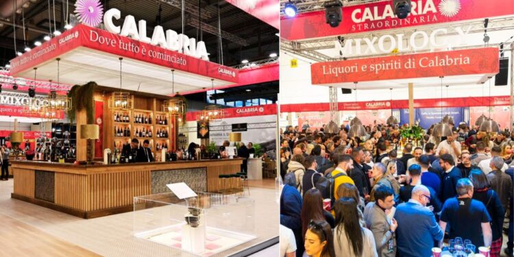 Lo stand della Regione Calabria al Vinitaly di Verona