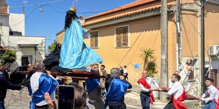 Un momento della sacra rappresentazione svoltasi a Sciconi
