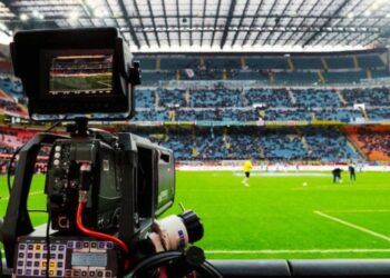 Le riprese televisive di una partita di calcio