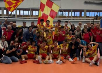 Foto di gruppo per la Tonno Callipo Maschile di Serie B