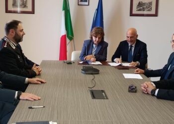 L'incontro in Prefettura a Vibo Valentia sulla sicurezza bancaria fra Abi, forze dell'ordine e prefetto
