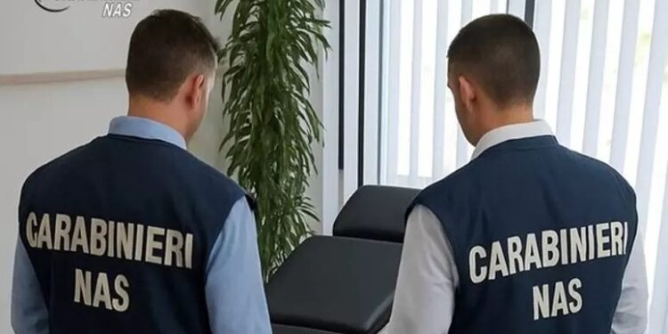 Finto tricologo e psicologo scoperto dal Nas in Calabria: sequestrati ambulatorio e siti web