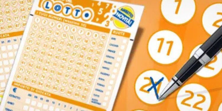 Una schedina del gioco del Lotto