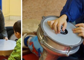 L'esperta Sonia Falcone durante le attività di musicoterapia