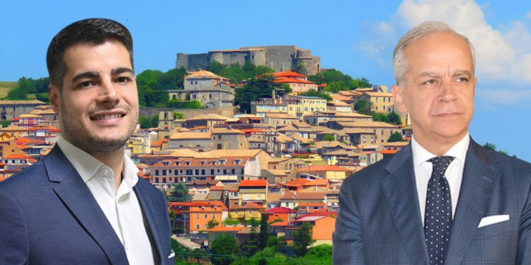 Il parlamentare Riccardo Tucci, il ministro Matteo Piantedosi e sullo sfondo la città di Vibo Valentia