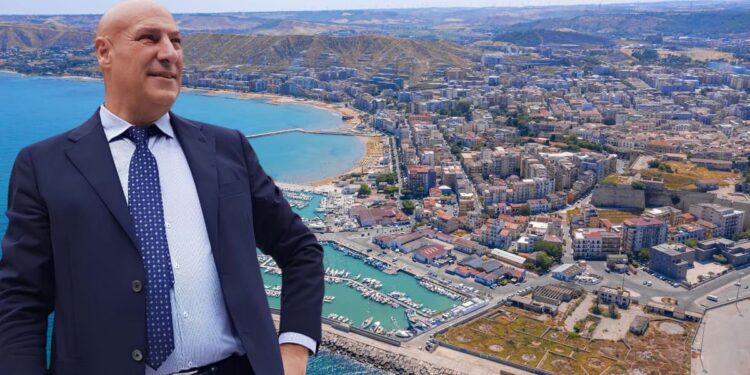 Vincenzo Voce, sindaco di Crotone