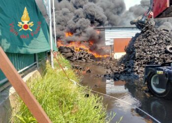 Lamezia terme incendio