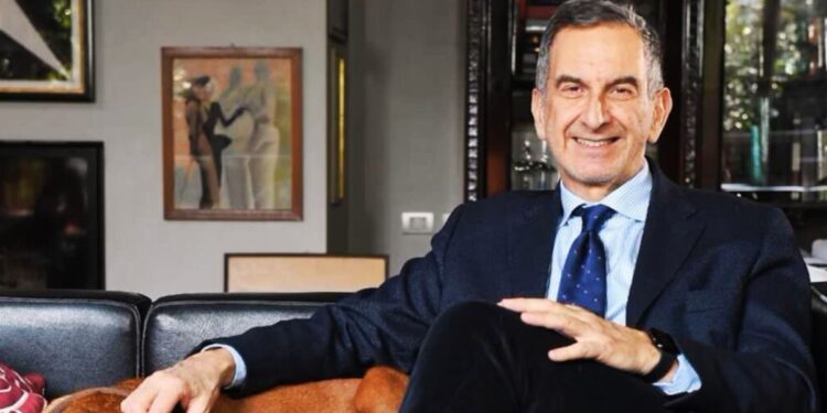Il dottor Luigi Bonavina, uno dei sette migliori chirurghi al mondo specializzati nel trattamento dell'esofago