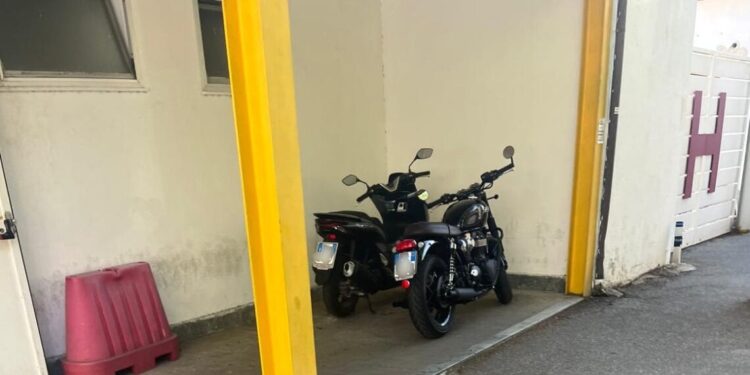 Ospedale di Vibo, l’allarme di Forza Italia Giovani: «Servono parcheggi»