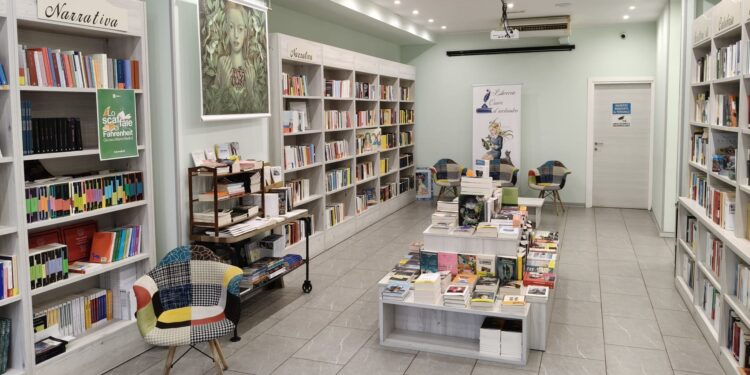 Interno libreria Cuori d'inchiostro