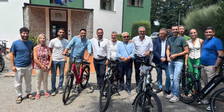 Consegna bici Parco delle Serre