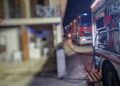 I vigili del fuoco sul luogo dell'esplosione al B&B di Mileto, nel Vibonese