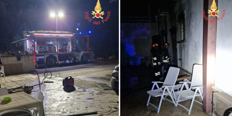 L'intervento a Mileto dei vigili del fuoco