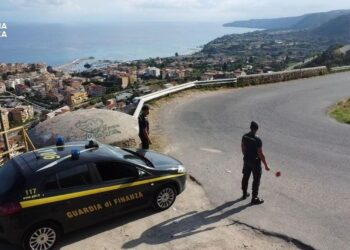 Guardia di finanza nel territorio di Tropea