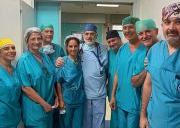 L'equipe di medici della della Dulbecco e del Gaslini