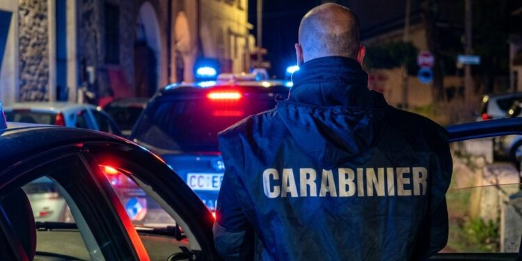 Carabinieri durante una operazione