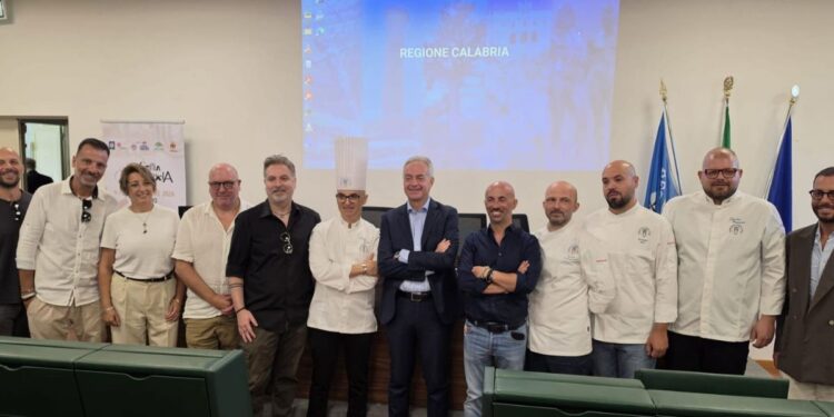 La presentazione della Cena Straordinaria a Catanzaro