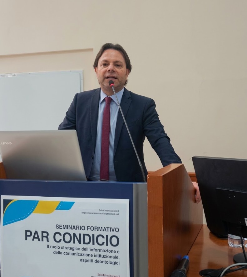 Pasquale Petrolo, giornalista professionista e presidente della Commissione “Comunicazione digitale, Media education e Intelligenza artificiale” dell’Osservatorio regionale Media e Minori