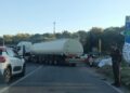 La protesta per i rincari allo svincolo di Pizzo sulla A2