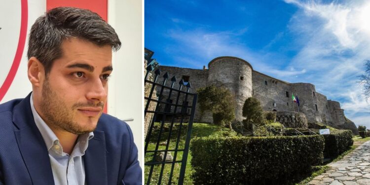 Riccardo Tucci, deputato del Movimento 5 Stelle, e il Castello Normanno Svevo di Vibo Valentia