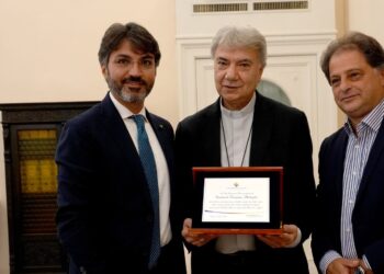 Consegna-Premio-CalabroPartenopi