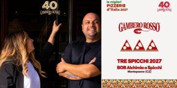 Anna Rotella e Roberto Davanzo di Bob Alchimia a Spicchi di Montepaone, in Calabria, premiati dal Gambero Rosso