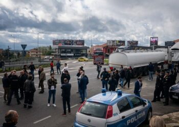 Il blocco degli autotrasportatori a Sant'Onofrio