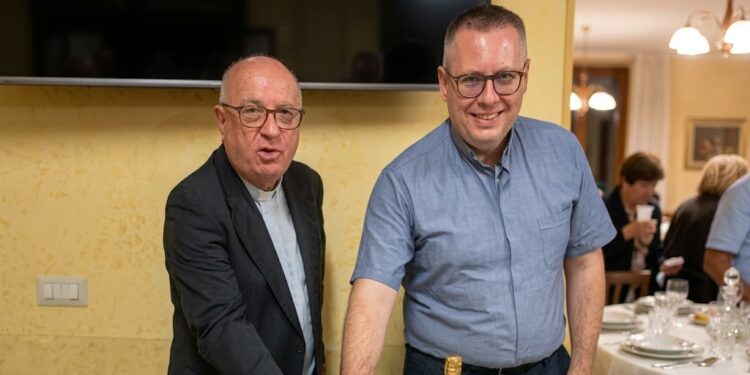 Da sinistra don Rocco Scaturchio e don Ivan Sorrentino