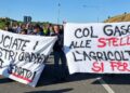 La protesta in Calabria di agricoltori, autotrasportatori e lavoratori