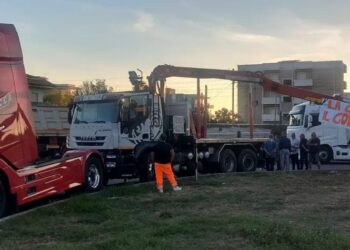 Bloccato lo svincolo sull'A2 a Falerna