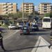 La protesta degli agricoltori con i trattori allo svincolo A2 a Falerna, in Calabria
