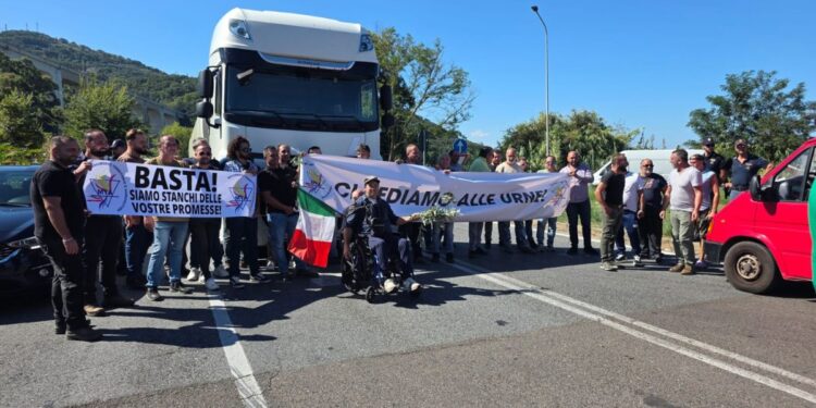 Una delle proteste degli autotrasportatori a Vibo Valentia