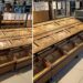 Scaffali vuoti in un supermercato a Vibo Valentia