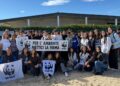 Gli studenti di Filadelfia impegnati nella pulizia della spiaggia di Colamaio a Pizzo