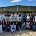 Gli studenti di Filadelfia impegnati nella pulizia della spiaggia di Colamaio a Pizzo
